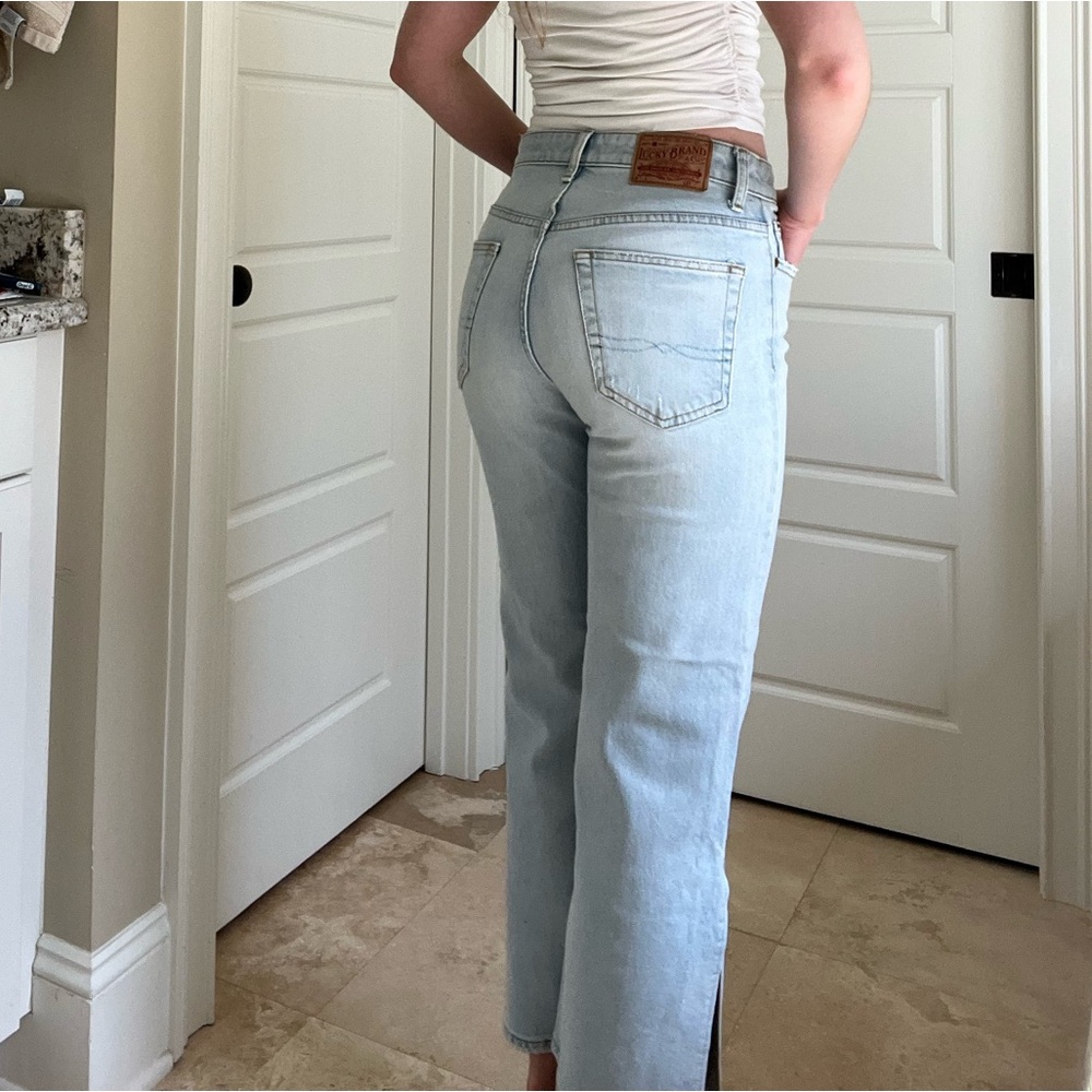 Lucky Brand Light Wash Jeans - Picture 7 of 10